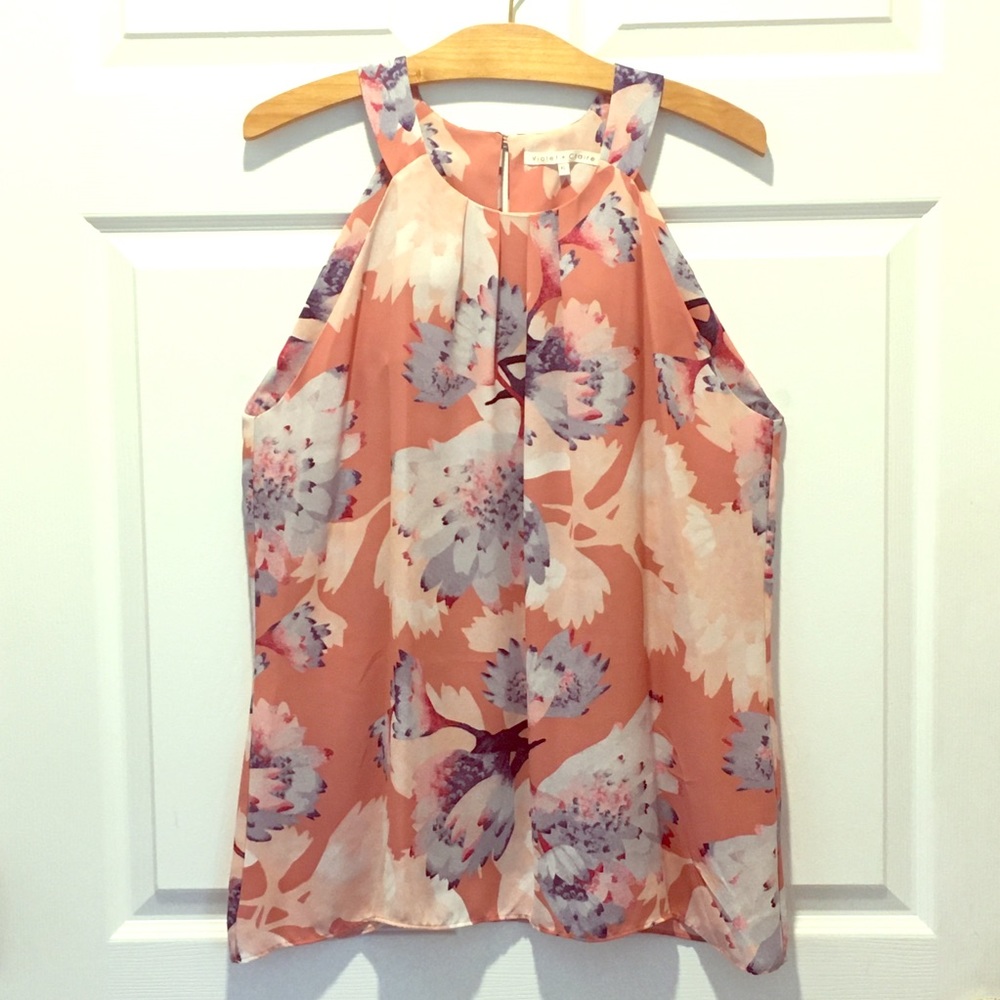 Violet + Claire sleeveless floral blouse